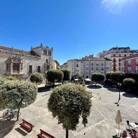 Atuaire Home Plaza De Libertad Junto A El Cid Campeador Burgo Eksteriør bilde